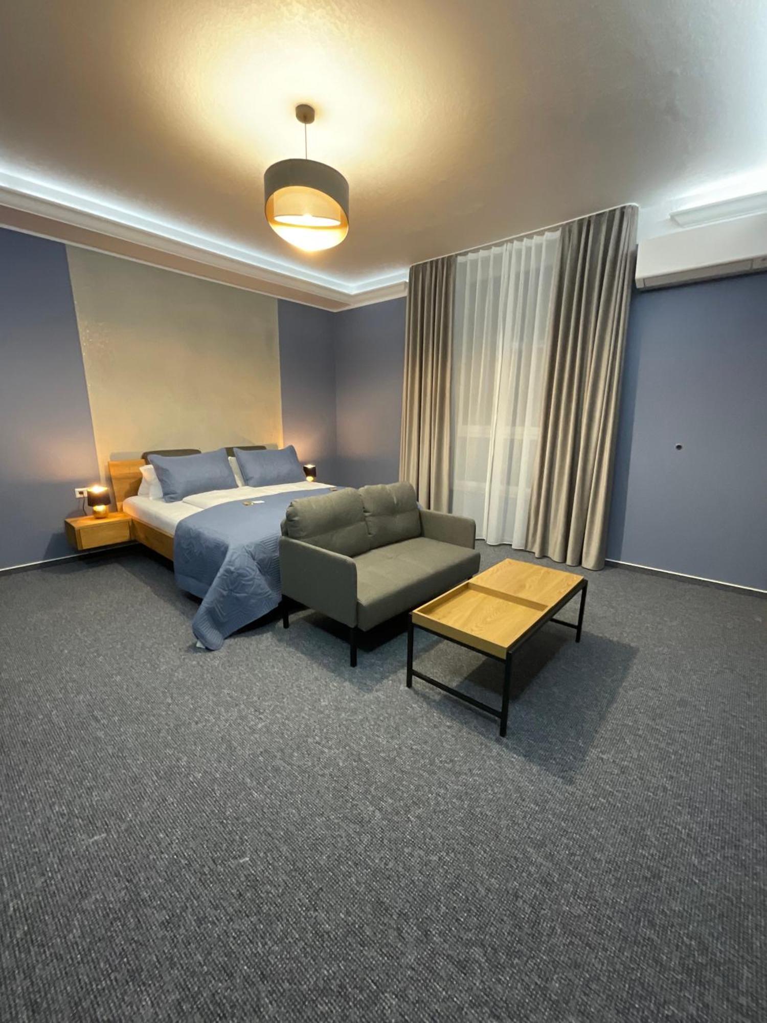 Hotel Residenz Luxury Apartments Metzingen  Exteriör bild